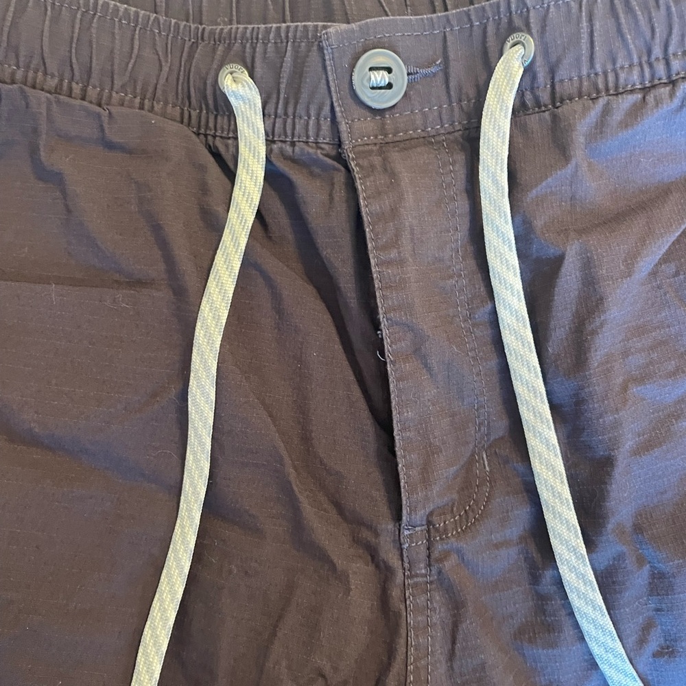 Vuori Ripstop Short - Picture 2 of 4